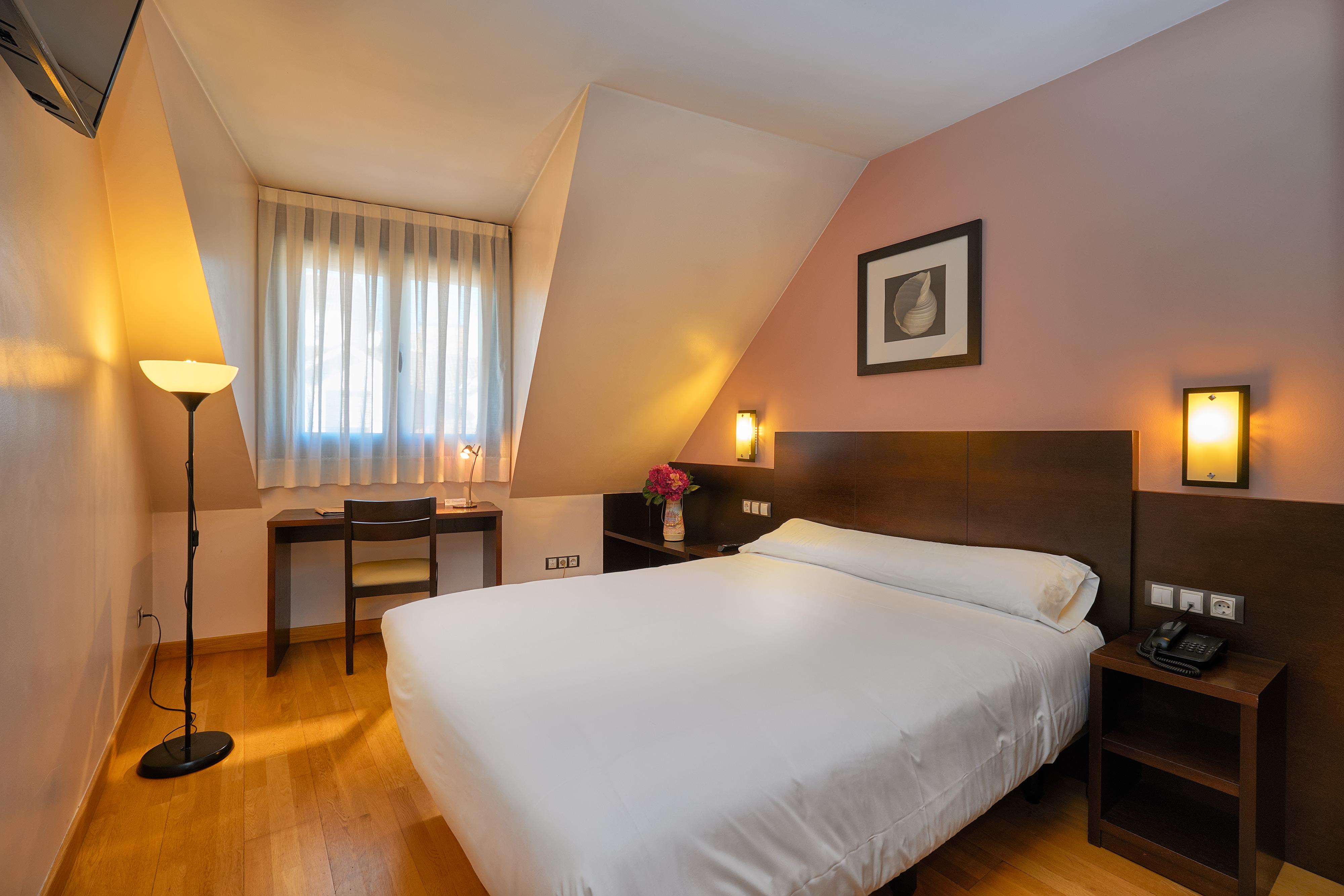 Hotel Castro Real オビエド エクステリア 写真